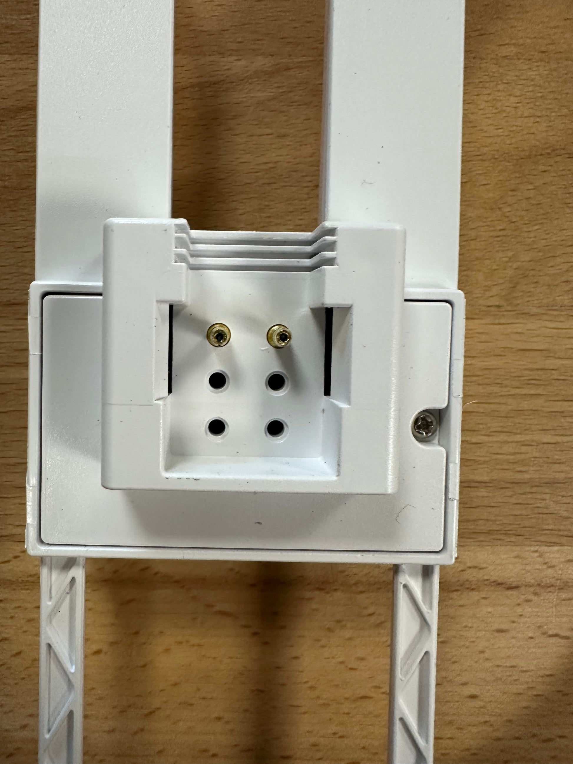4058075822573 = DULUX LED SQ28 EM & AC MAINS VALUE 13W 830 GR8 - 1350lm - LED Retro