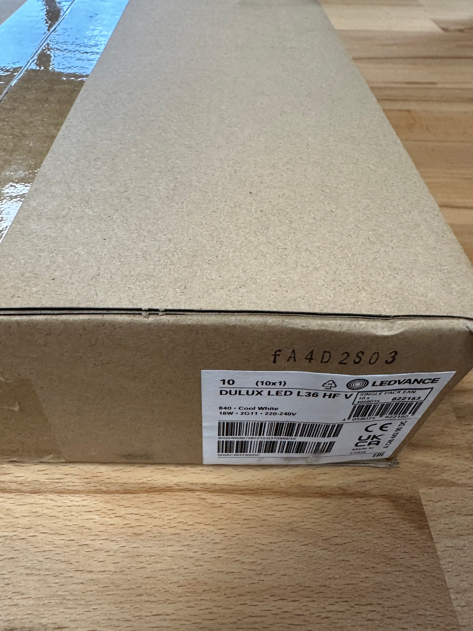 4058075822153 = DULUX LED L36 HF & AC MAINS VALUE 18W 840 2G11 - 2300lm - LED Retro