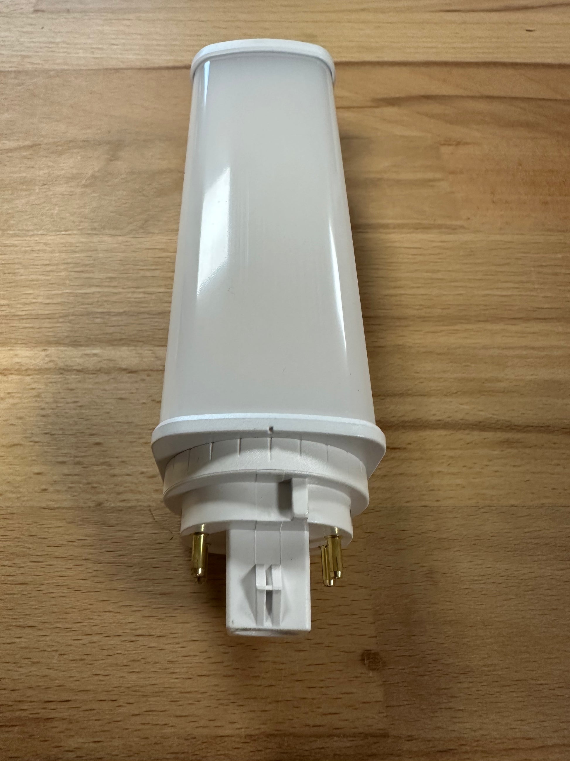 4058075822290 = DULUX LED T/E26 HF & AC MAINS VALUE 10W 830 GX24Q-3 990lm - LED Retro