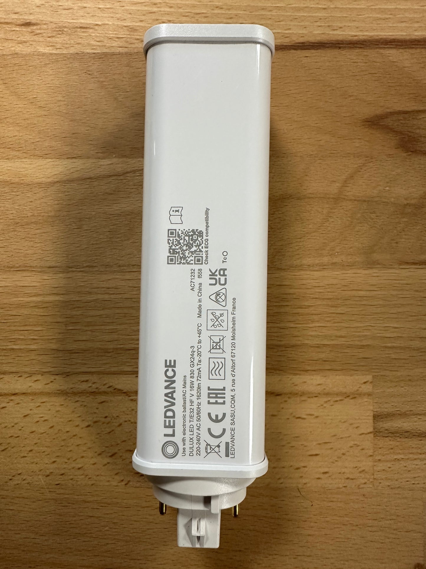 4058075822337 = DULUX LED T/E32 HF & AC MAINS VALUE 16W 830 GX24Q-3 1620lm - LED Retro