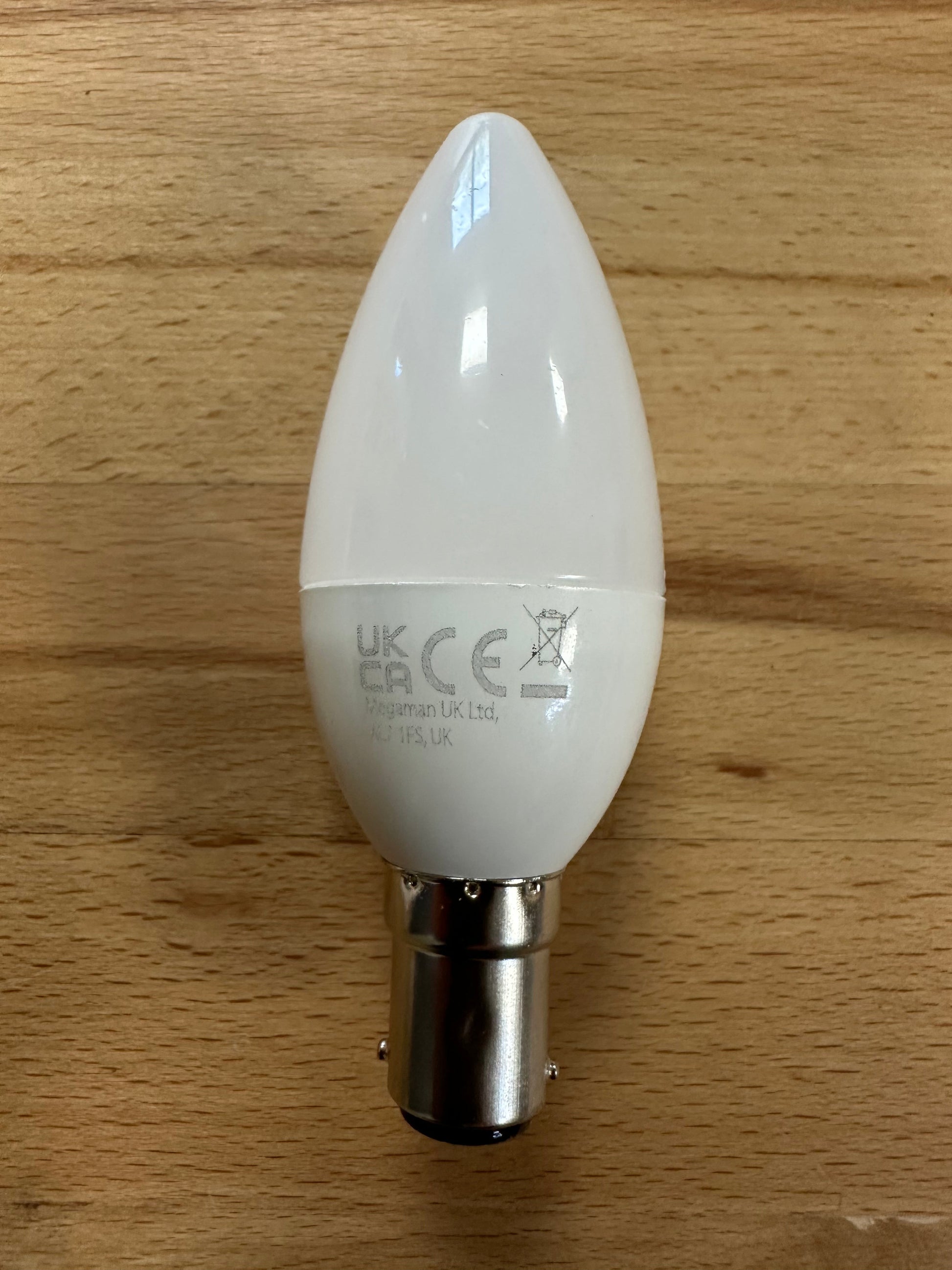 Megaman Economy 4.9W Candle B15 4000K Cool White - 143354E - LED Retro